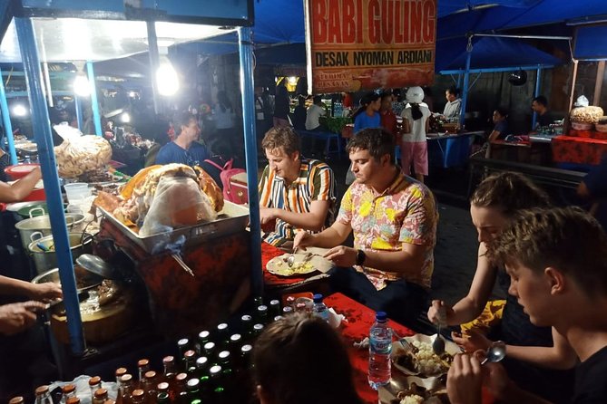 Ubud Night Traditional Market Food Tour - Walking through Gianyar’s night market