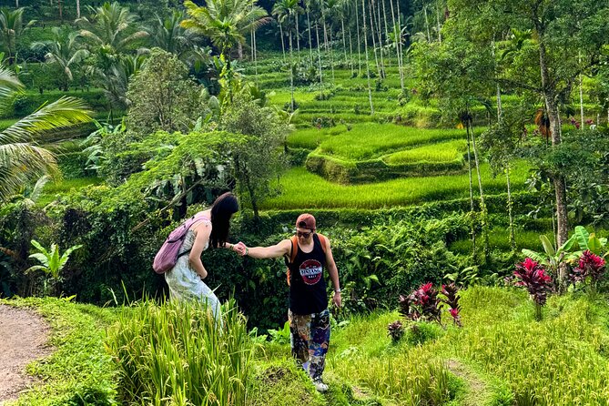 UBUD Private Tour – Rice Terrace, Jungle Swing & Hidden Waterfall - Kanto Lampo Waterfall: an easy start for photographs