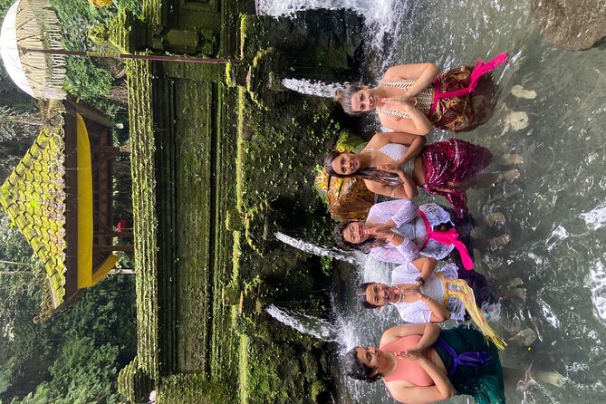 Ubud Shamanic Healing and Purification Ceremony - Preparing offerings before the holy-water bath