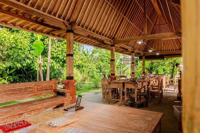 Ubud Silver Class Jewelry making in bali - Making a personal souvenir near Ubud