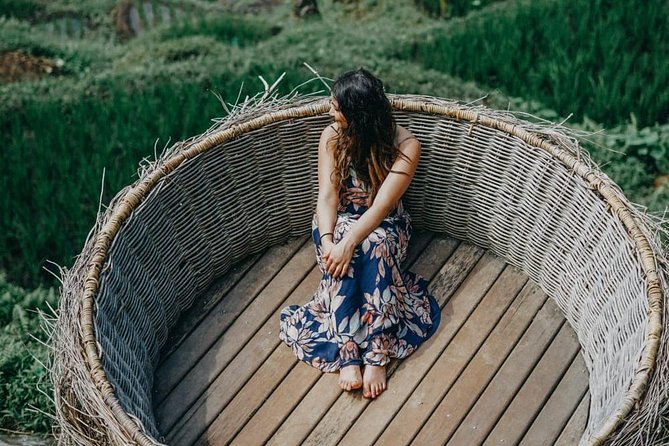 Ubud Swing with Private Photographer - Who will get the most from this short outing