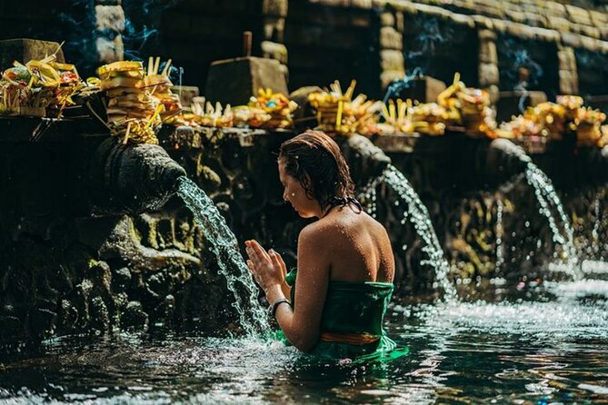 Ubud Tirta Empul Temple Tour with Purification Experience - Why Tirta Empul feels different from a normal temple visit