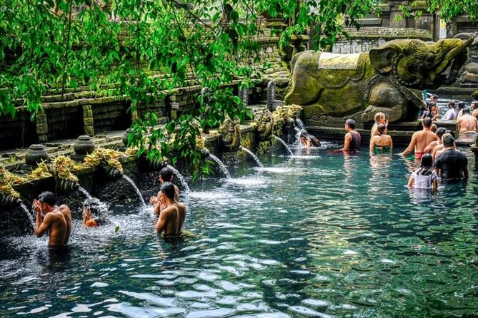 Ubud Tirta Empul Temple Tour with Purification Experience - Entering the temple in proper attire