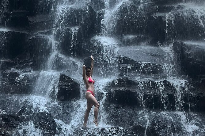 Ubud Top Waterfall and swing in tegallalang - The swing adds a different kind of Bali photo stop