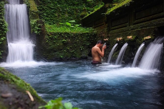 Ubud Tour - Balinese Healing By Shaman And Self Purification - Celuk turns the route toward village crafts