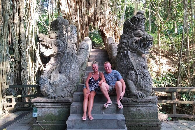Ubud Tour : Monkey forest, Rice terrace, Water temple, Waterfall & Jungle Swing - Tegalalang’s rice paddies and the optional swing