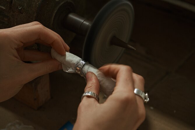 Ubud Town Center Silver Class - Create Your Own Silver Jewelry - Shaping, engraving, and sanding your piece
