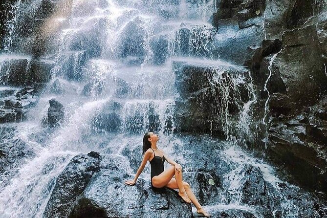 Ubud Waterfalls, Temple and Rice Terrace - Private Tour - Tegalalang Rice Terrace: the broadest view of the day