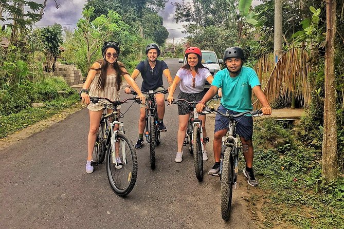 Ubud Wonderful Half Day Downhill Cycling Tour with Lunch - A Quiet Start Above Ubud