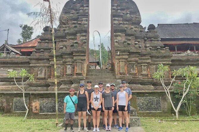 Ubud Wonderful Half Day Downhill Cycling Tour with Lunch - Guides, Communication, and Group Size