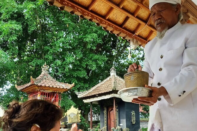 Ubud Yoga, Open Chakra Healing and Temple Spiritual Cleansing - What this Ubud day is really about