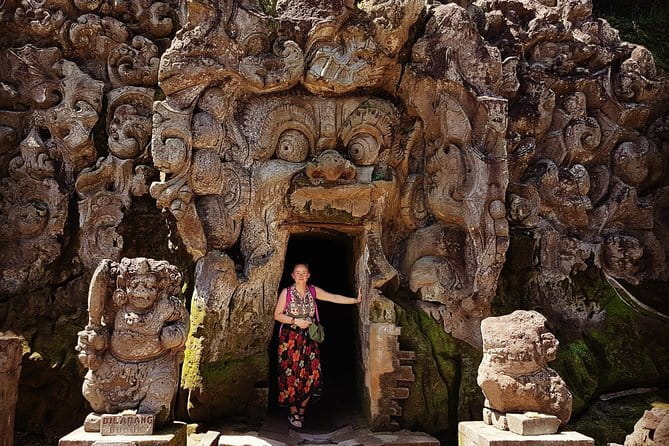 Ubud Yoga, Open Chakra Healing and Temple Spiritual Cleansing - Timing, clothing, and simple planning tips