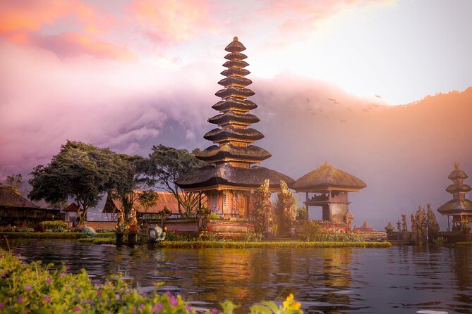 Ultimate North Bali Tour – Tanah Lot, Ulun Danu & Rice Terraces - Taman Ayun, a royal temple with room to breathe