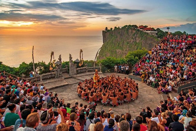Uluwatu Sunset, Kecak Dance, and Dinner Jimbaran Beach - What the $35 price really covers